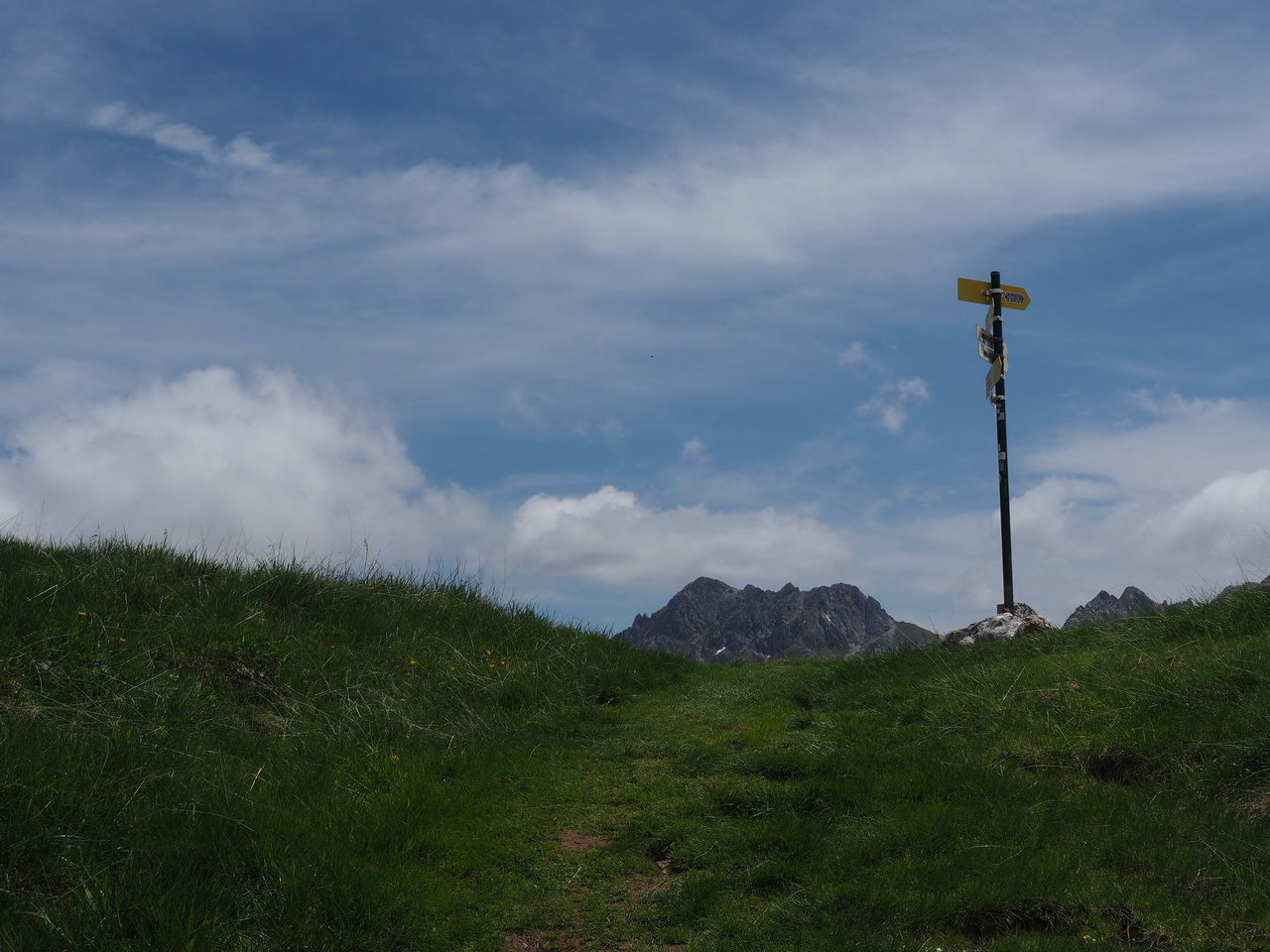 wat ligt er achter de top?