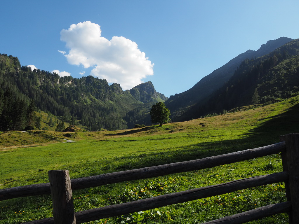 uitzicht vanaf de Paul Hütte